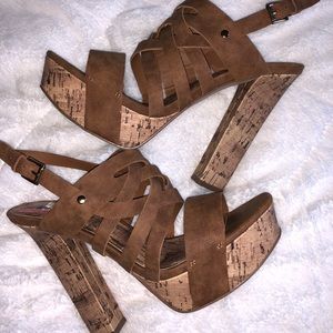 Guess wedge heels